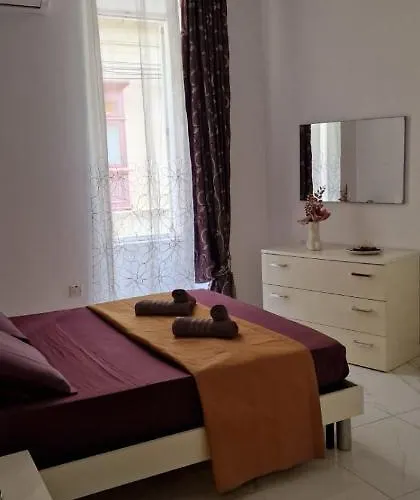 Sliema Central Rocky Beach Apartment