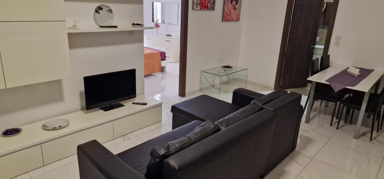 Apartment Central Rocky Beach Sliema